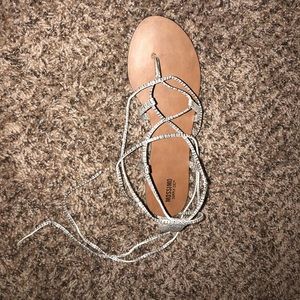 Size 8 Mossimo lace up sandals